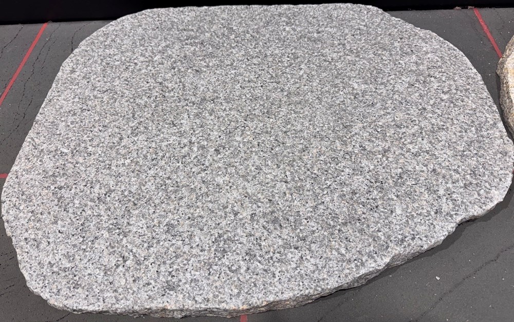 Light Grey Granite Sizes 500-600mm & 600-800x30mm steppers